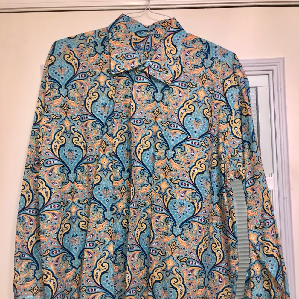 Xl men’s shirts (lot of 3 bundled)